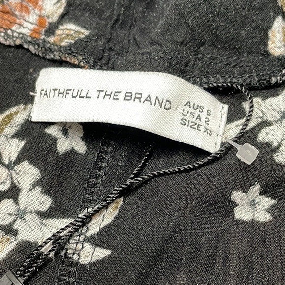 FAITHFULL THE BRAND Eze Wrap Dress - Picture 10 of 10